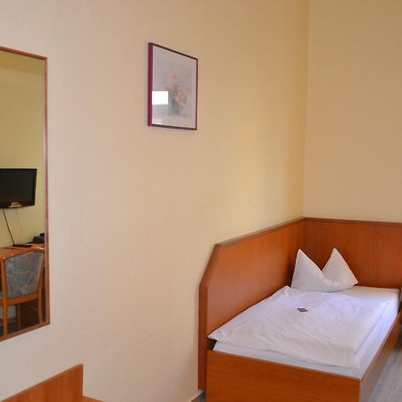 Hotel Thueringer Hof Iéna Chambre photo