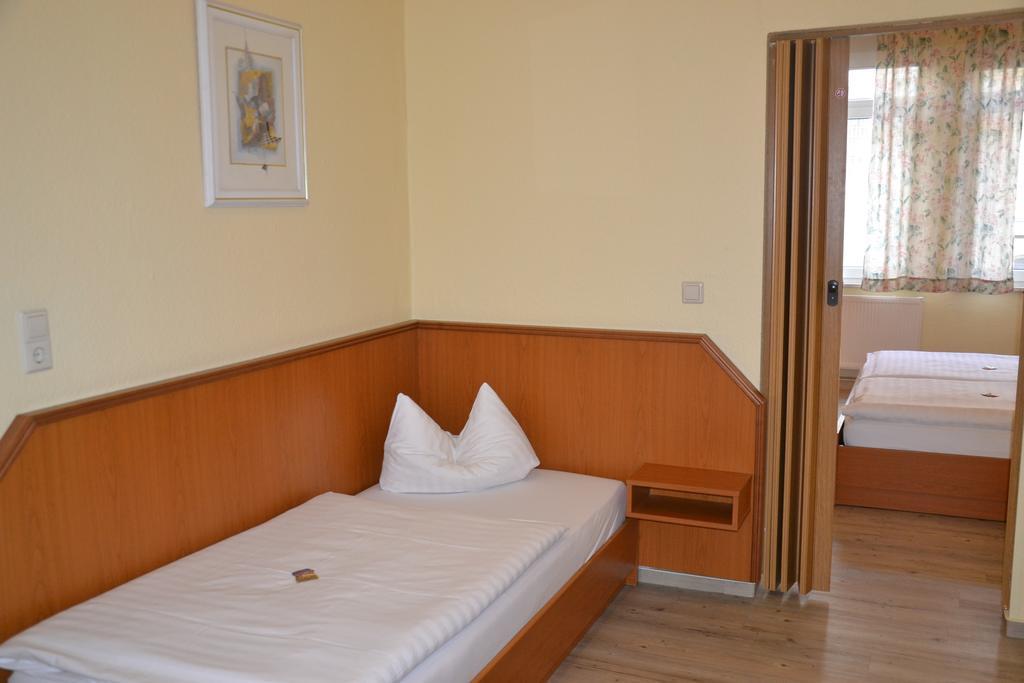 Hotel Thueringer Hof Iéna Chambre photo